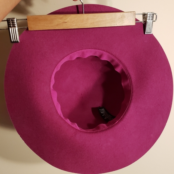 FOREVER 21 FLOPPY HAT - Picture 8 of 10